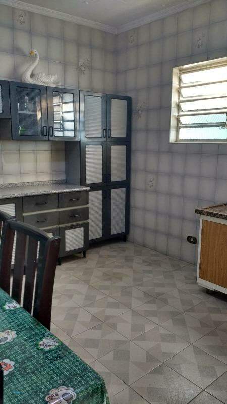 Casa à venda com 4 quartos, 120m² - Foto 17