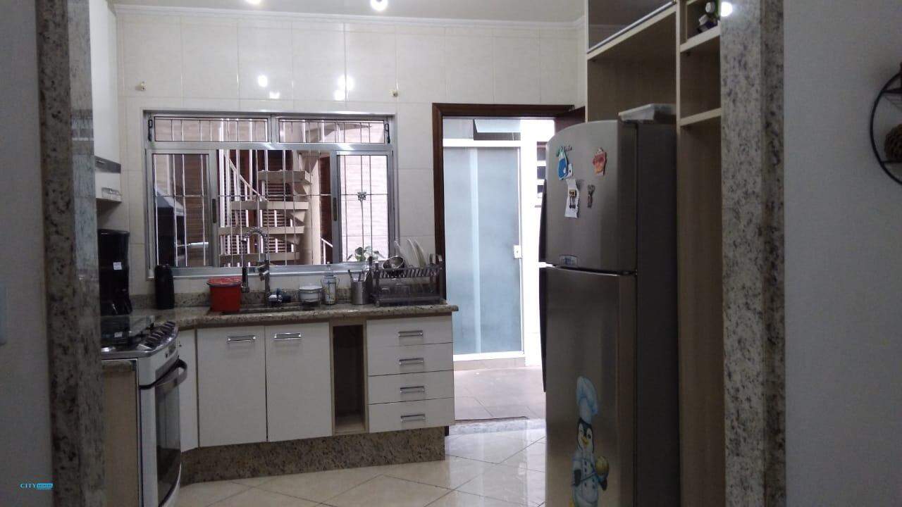 Sobrado à venda com 3 quartos, 120m² - Foto 9