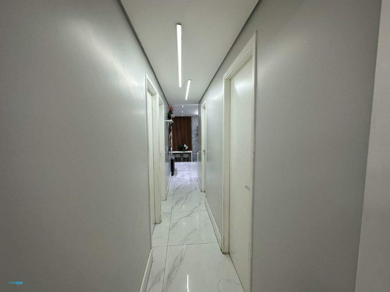 Apartamento à venda com 4 quartos, 148m² - Foto 20