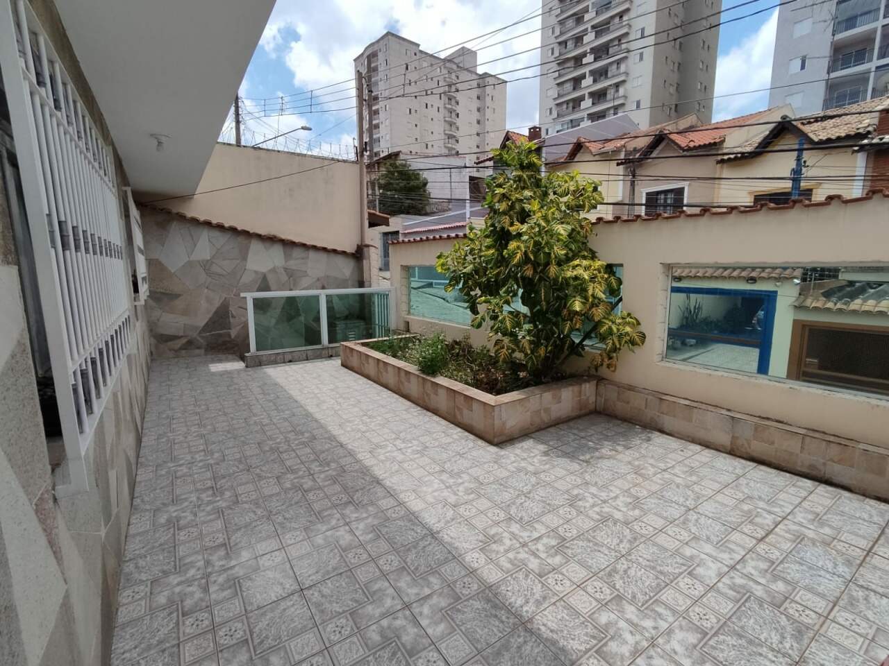 Sobrado à venda com 2 quartos, 125m² - Foto 1