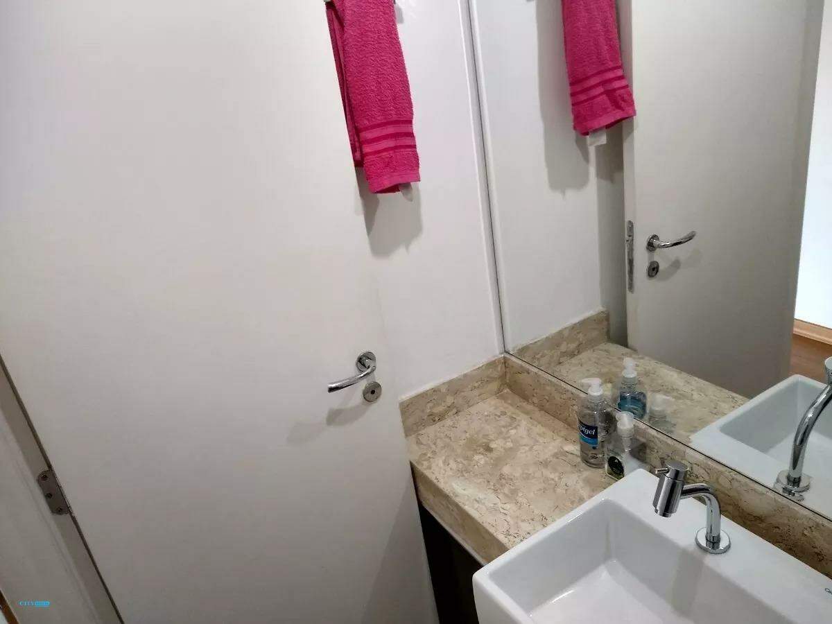 Apartamento à venda com 2 quartos, 69m² - Foto 25