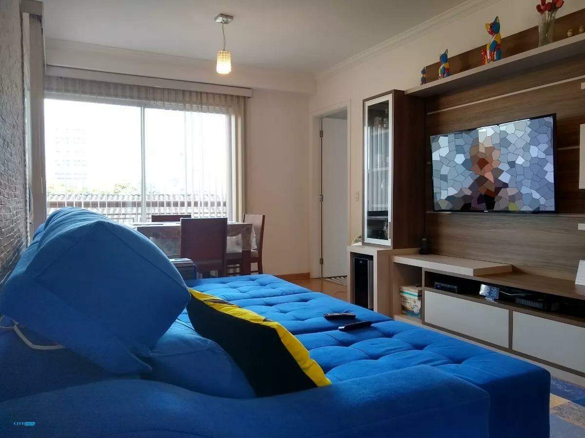 Apartamento à venda com 2 quartos, 69m² - Foto 2