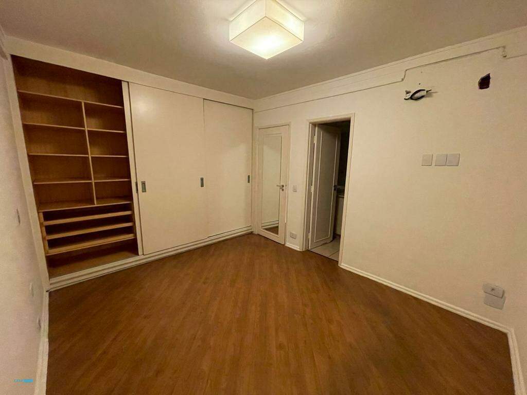 Apartamento à venda com 3 quartos, 126m² - Foto 9