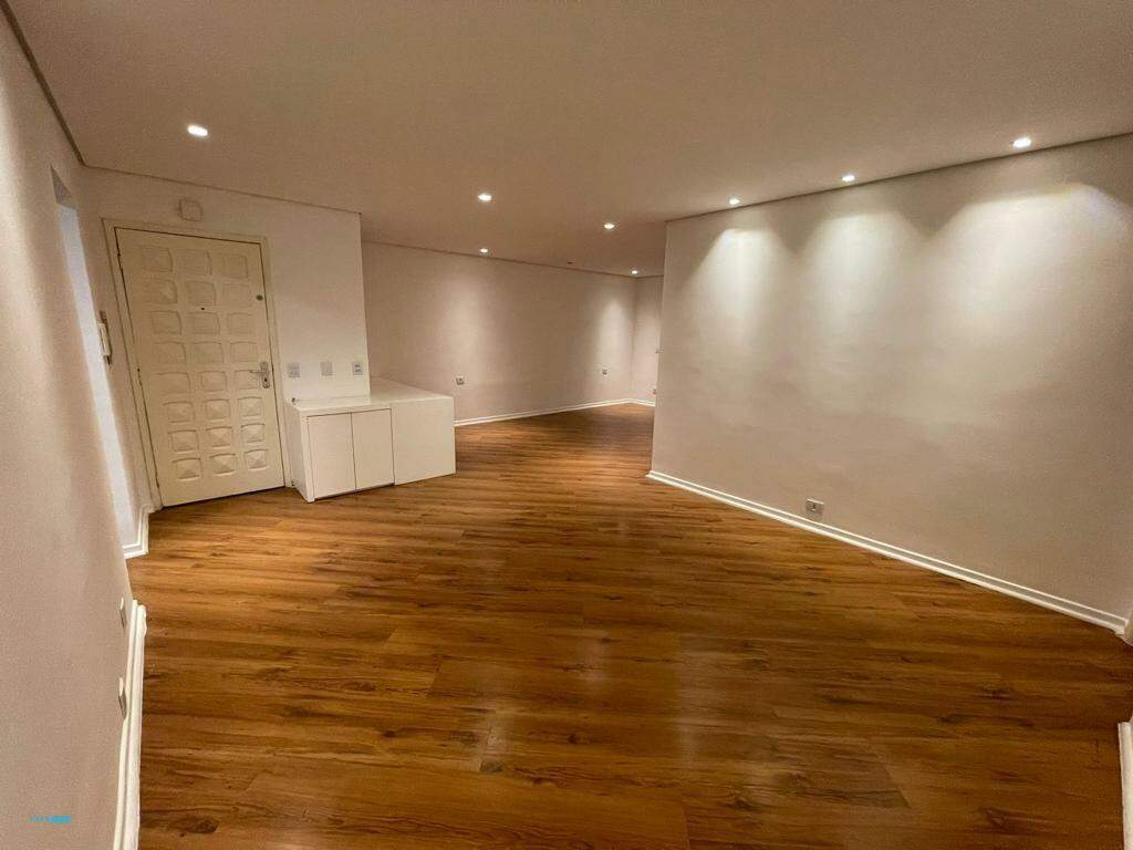 Apartamento à venda com 3 quartos, 126m² - Foto 5