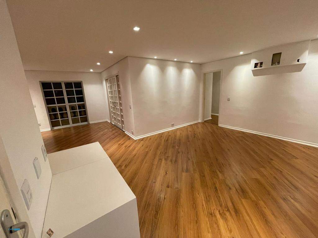 Apartamento à venda com 3 quartos, 126m² - Foto 6