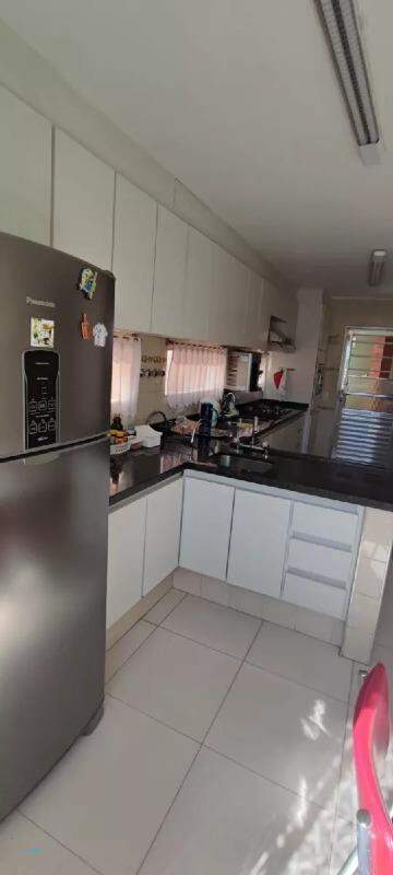 Sobrado à venda com 3 quartos, 235m² - Foto 12