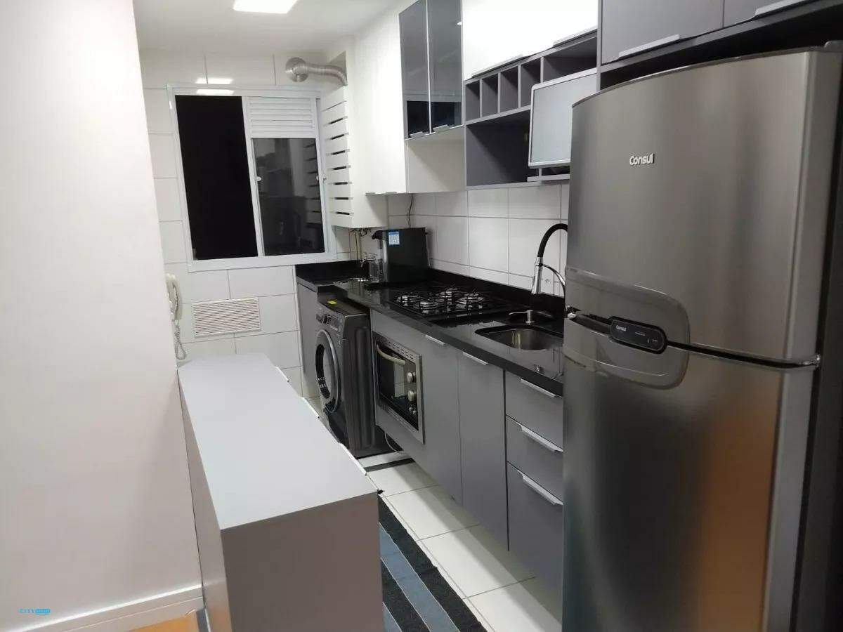 Apartamento à venda com 2 quartos, 43m² - Foto 12