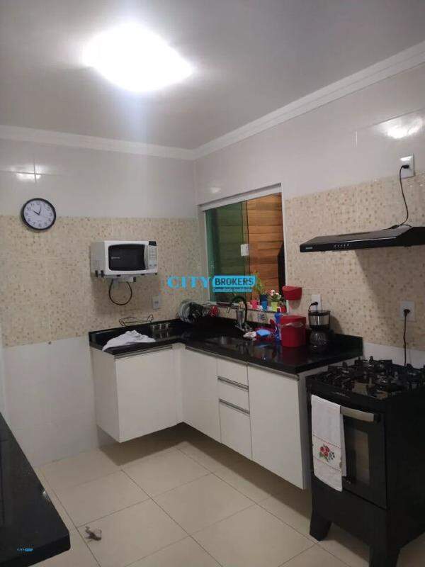 Sobrado à venda com 2 quartos, 70m² - Foto 17