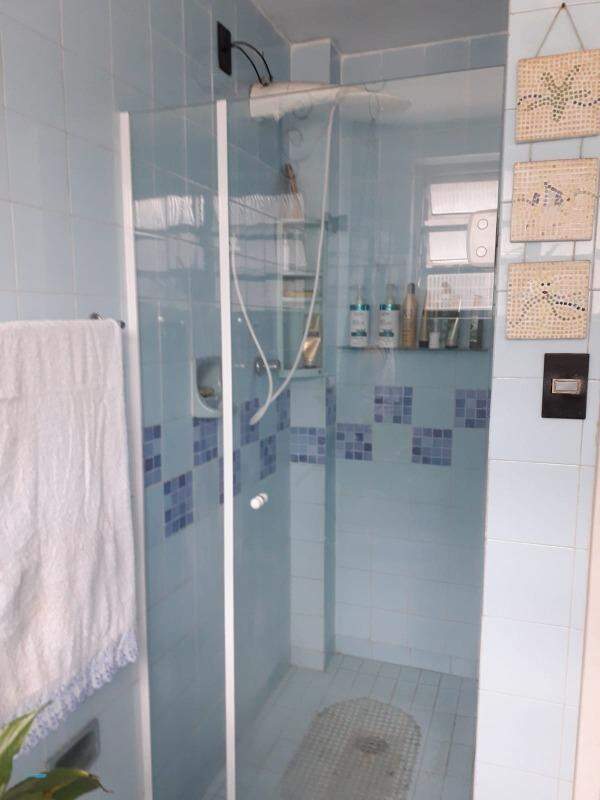 Apartamento à venda com 2 quartos, 75m² - Foto 20