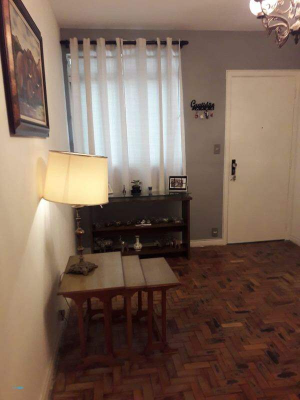 Apartamento à venda com 2 quartos, 75m² - Foto 1