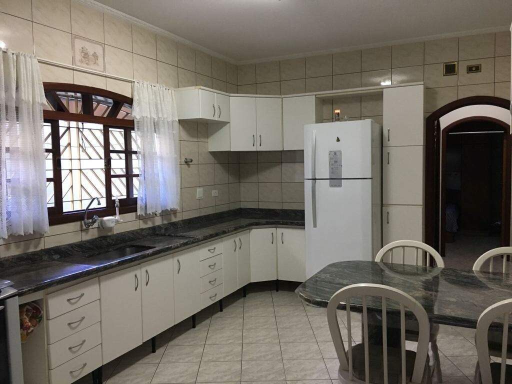 Sobrado à venda com 3 quartos, 250m² - Foto 9