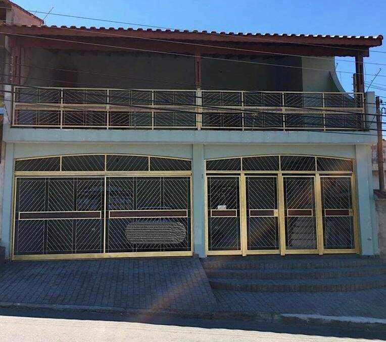 Sobrado à venda com 3 quartos, 250m² - Foto 2