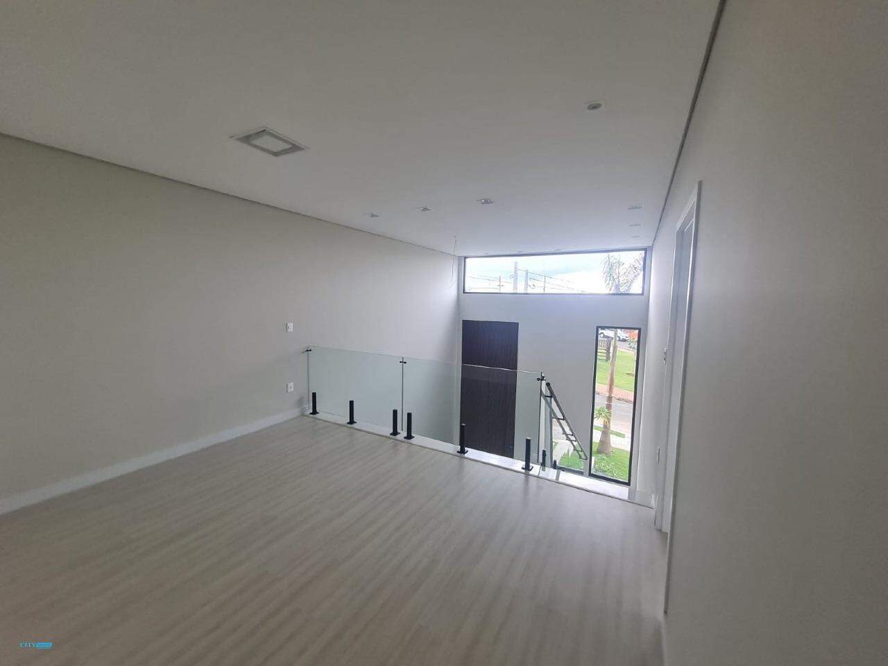 Casa à venda com 3 quartos, 202m² - Foto 10