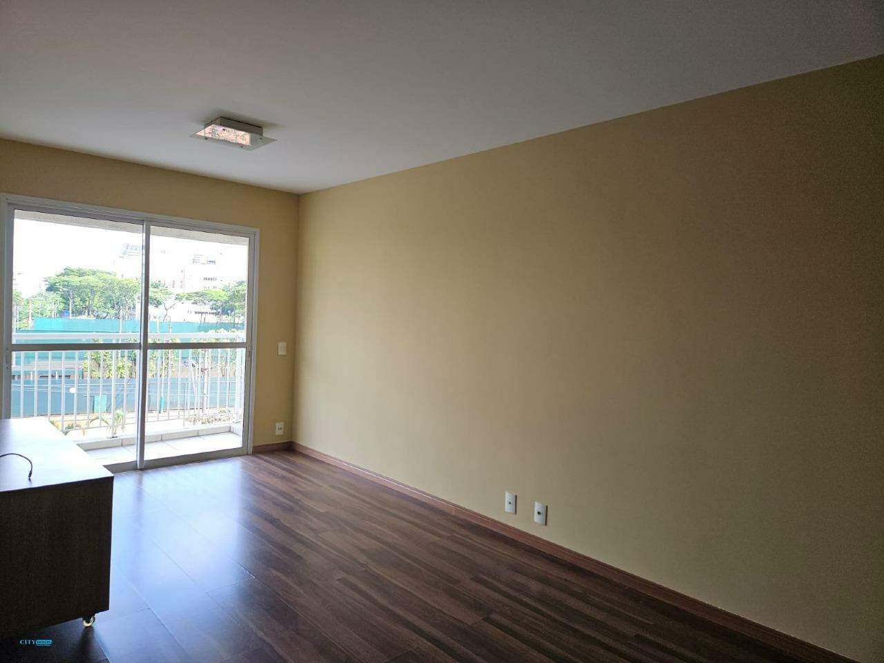 Apartamento para alugar com 2 quartos, 73m² - Foto 5