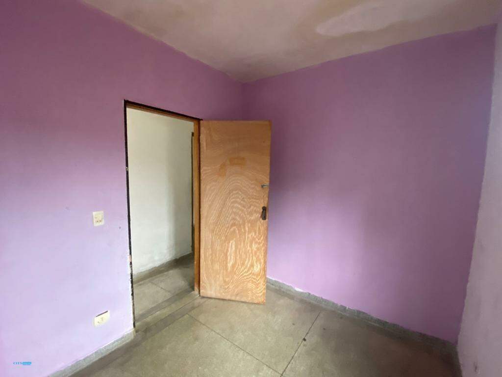 Casa à venda com 4 quartos, 250m² - Foto 22