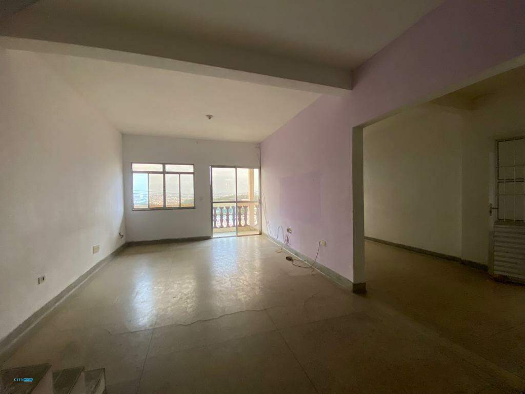 Casa à venda com 4 quartos, 250m² - Foto 7