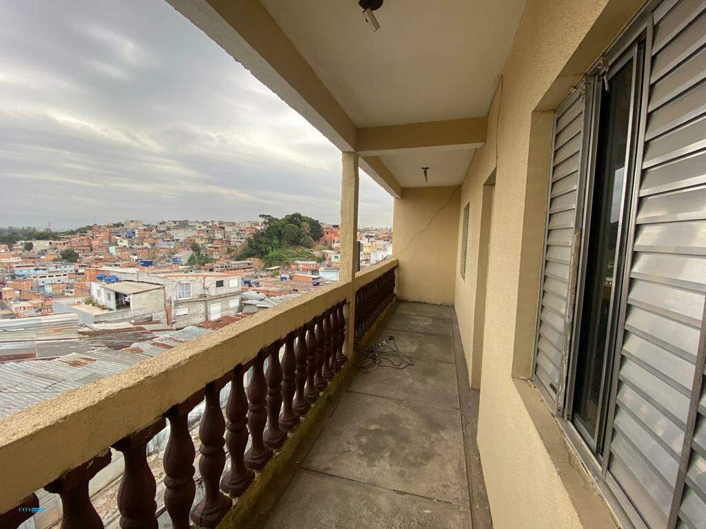 Casa à venda com 4 quartos, 250m² - Foto 3