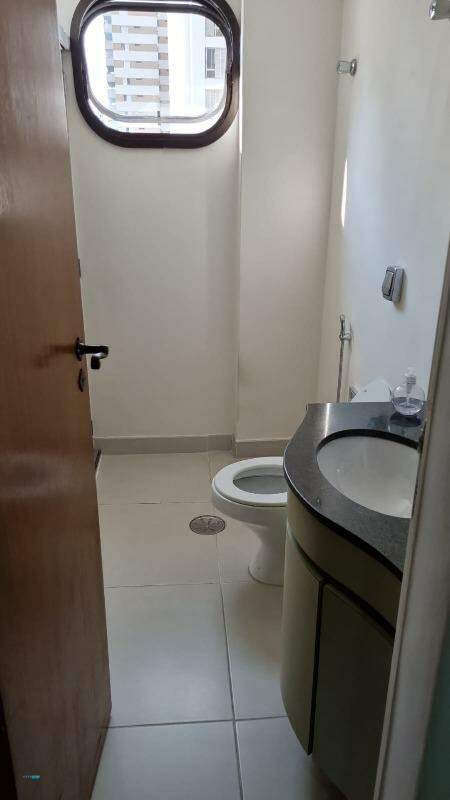 Apartamento à venda com 4 quartos, 195m² - Foto 14