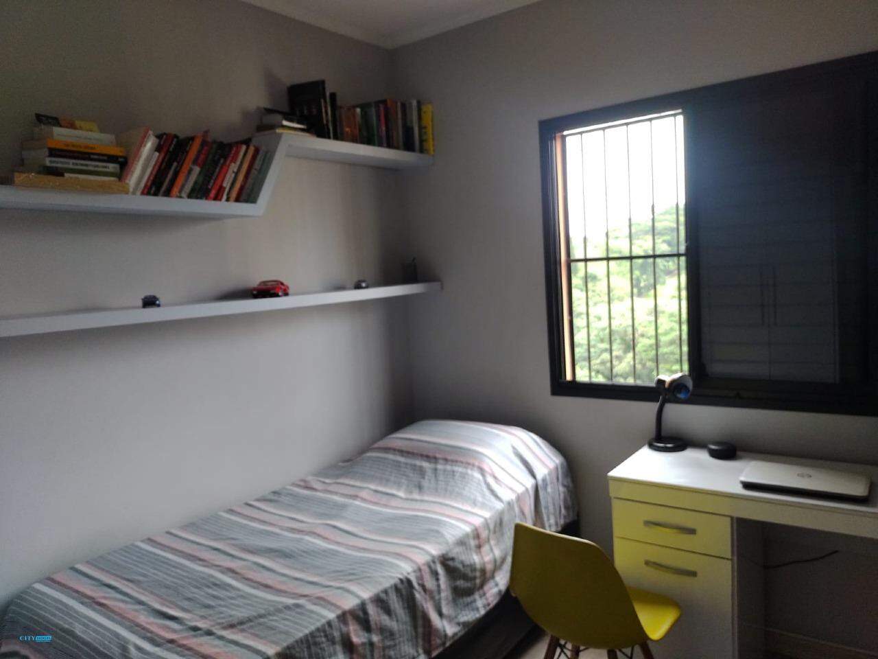 Apartamento à venda com 3 quartos, 76m² - Foto 11