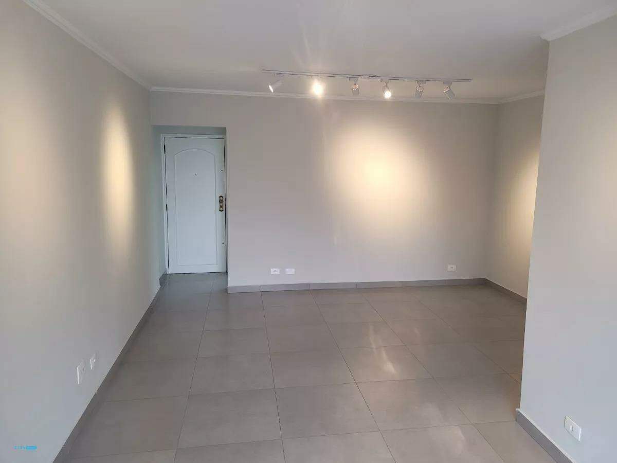 Apartamento à venda com 3 quartos, 95m² - Foto 1