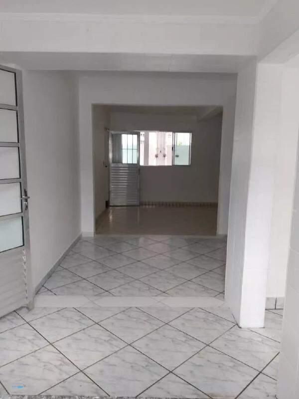 Sobrado à venda com 4 quartos, 150m² - Foto 1