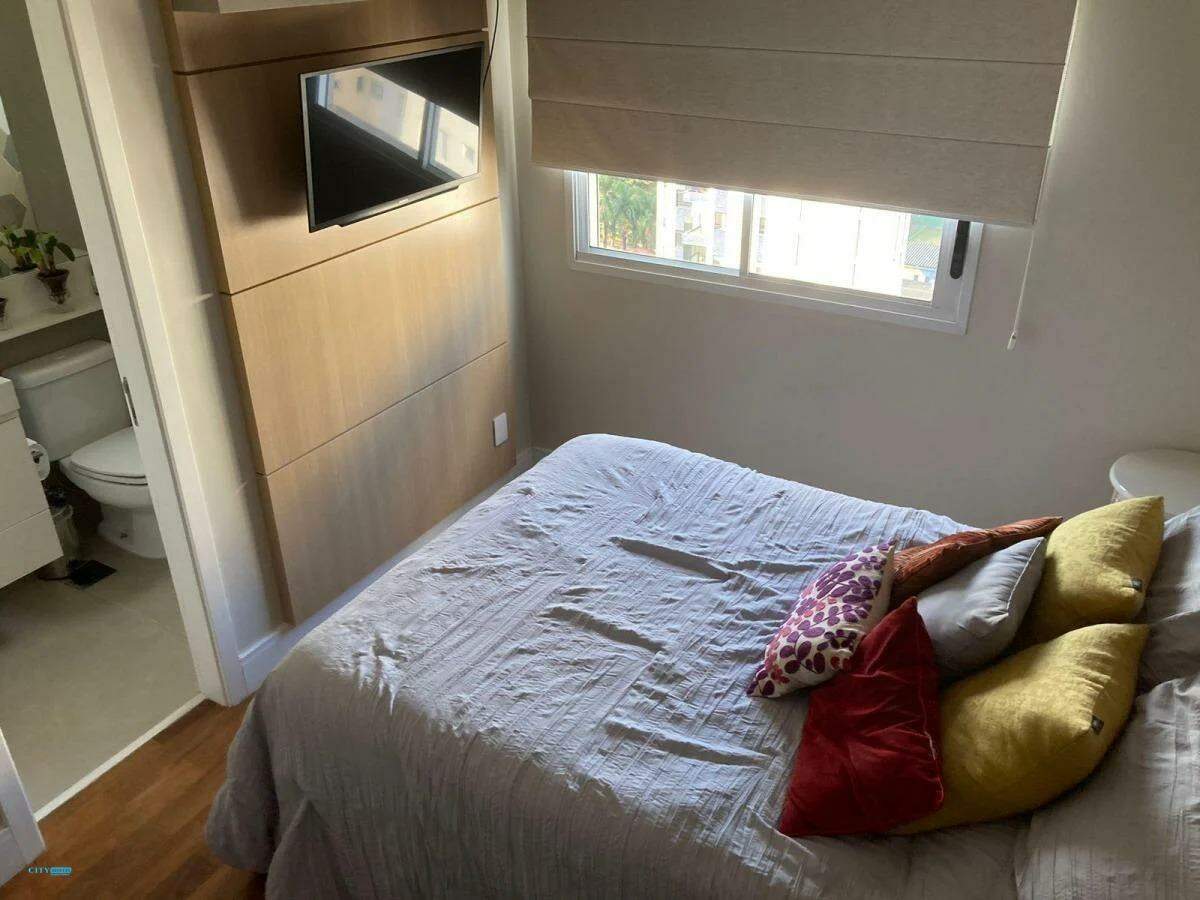 Apartamento à venda com 4 quartos, 202m² - Foto 12