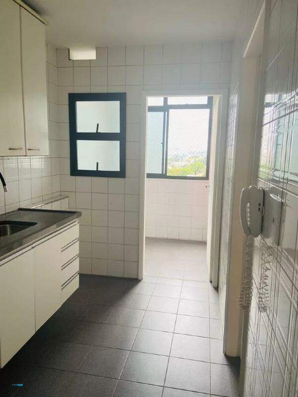 Apartamento à venda com 3 quartos, 90m² - Foto 8