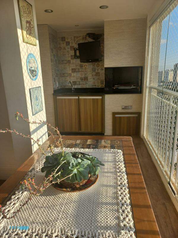 Apartamento à venda com 3 quartos, 114m² - Foto 11