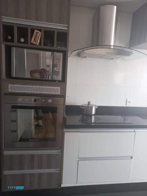 Apartamento à venda com 3 quartos, 114m² - Foto 19