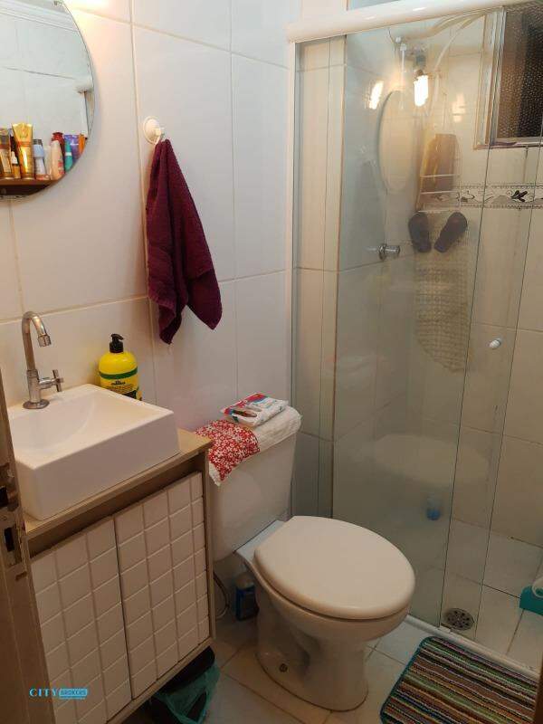 Apartamento à venda com 2 quartos, 50m² - Foto 10