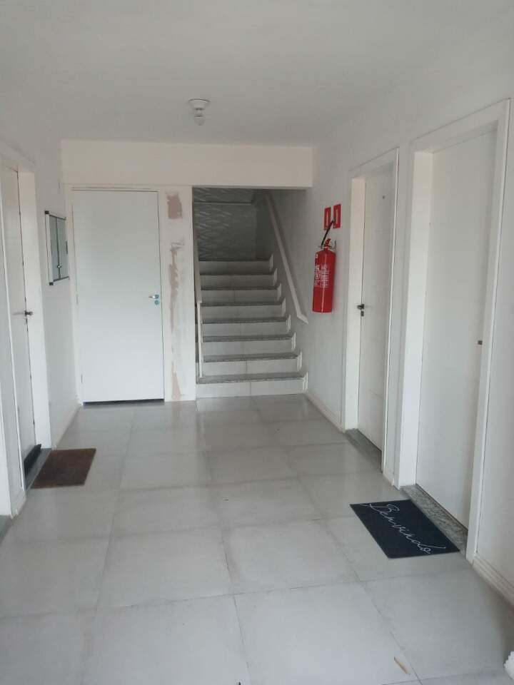 Apartamento à venda com 2 quartos, 46m² - Foto 3