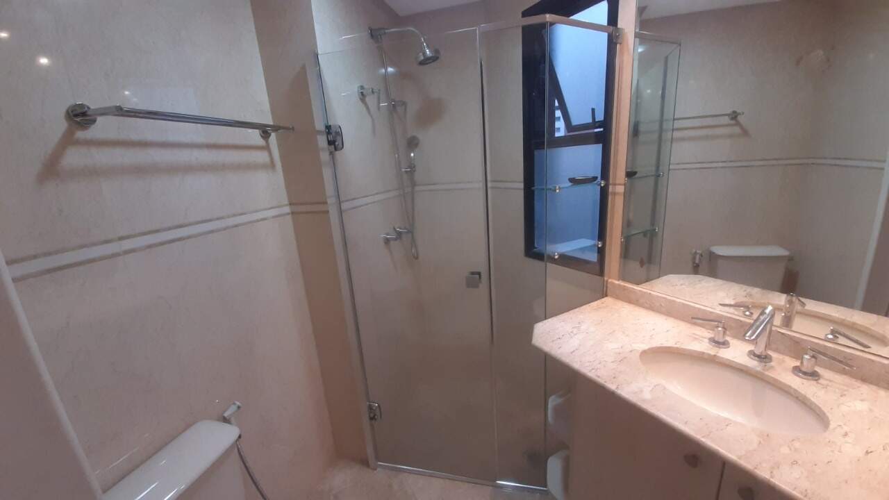 Apartamento à venda com 3 quartos, 80m² - Foto 1