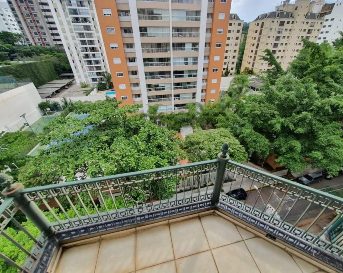 Apartamento à venda com 3 quartos, 123m² - Foto 4