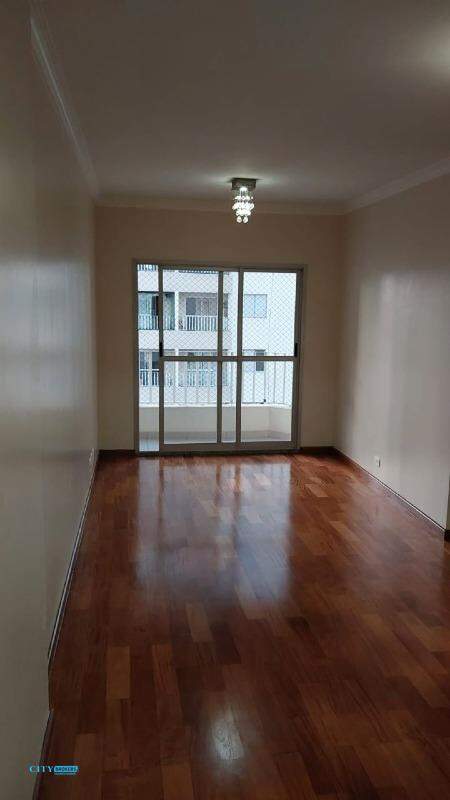 Apartamento à venda com 3 quartos, 68m² - Foto 4