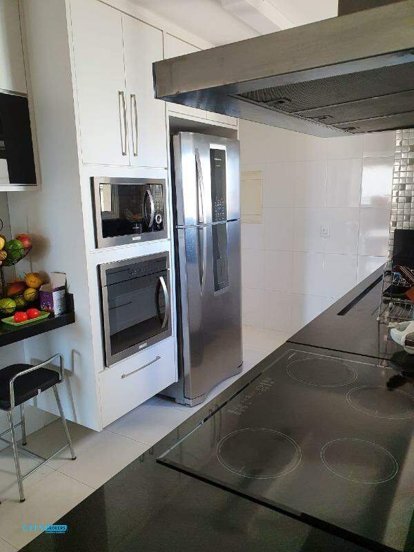 Apartamento à venda com 3 quartos, 183m² - Foto 8