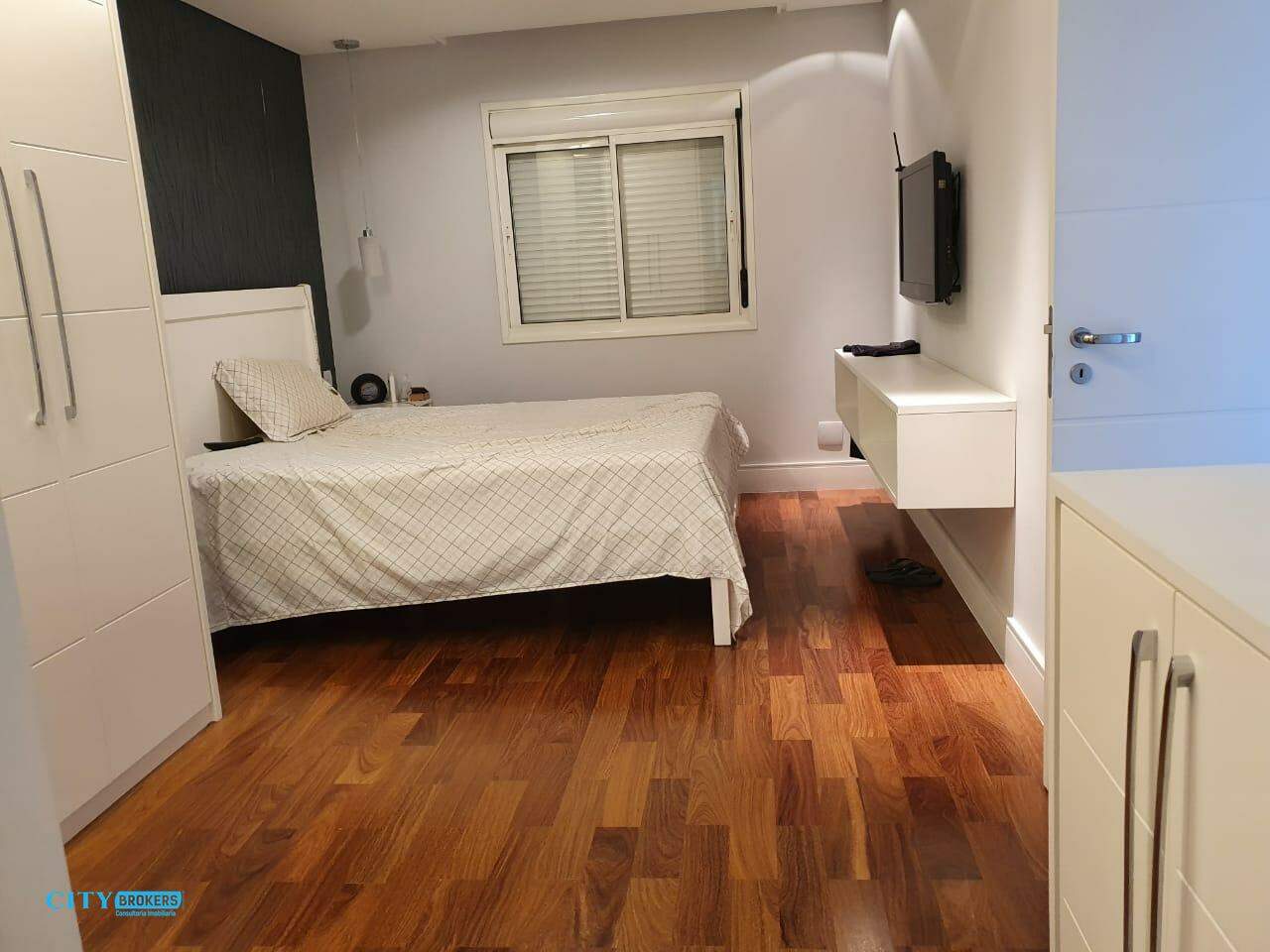 Apartamento à venda com 3 quartos, 183m² - Foto 11