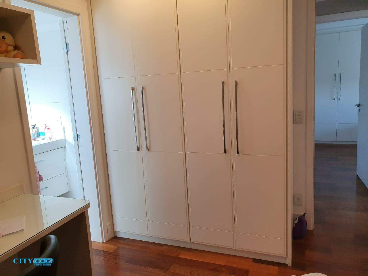 Apartamento à venda com 3 quartos, 183m² - Foto 12