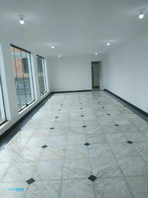 Sobrado à venda com 5 quartos, 650m² - Foto 17