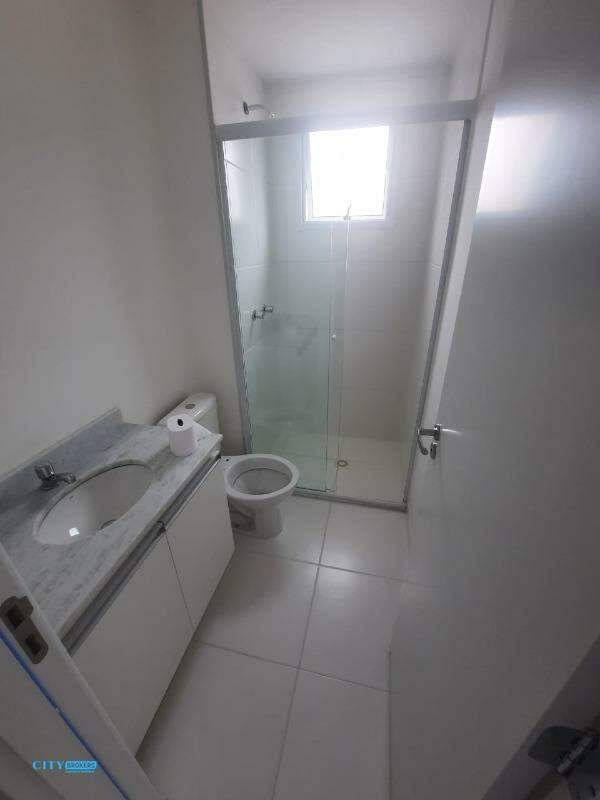 Apartamento à venda com 3 quartos, 66m² - Foto 14