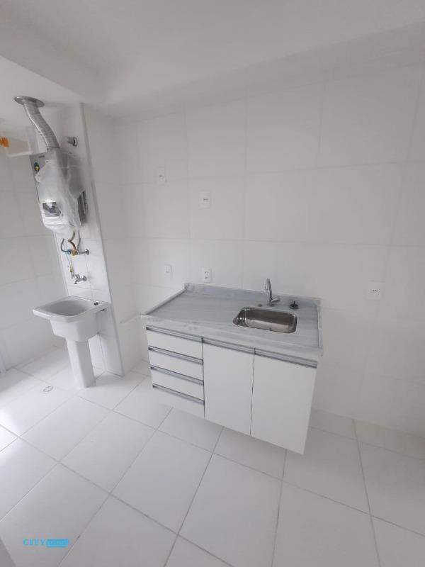 Apartamento à venda com 3 quartos, 66m² - Foto 7