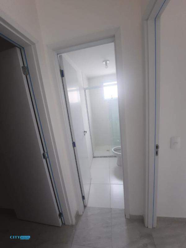 Apartamento à venda com 3 quartos, 66m² - Foto 20