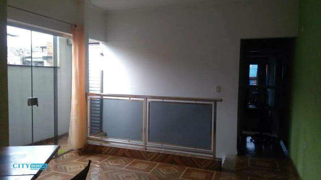 Sobrado à venda com 3 quartos, 200m² - Foto 7