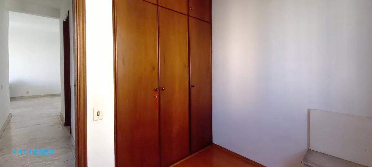 Apartamento à venda com 3 quartos, 64m² - Foto 13