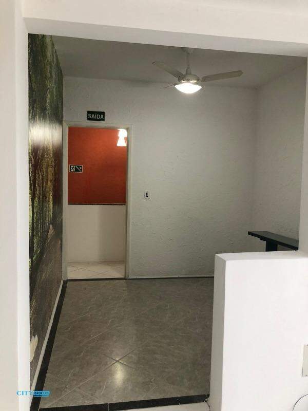 Casa à venda com 3 quartos, 200m² - Foto 8