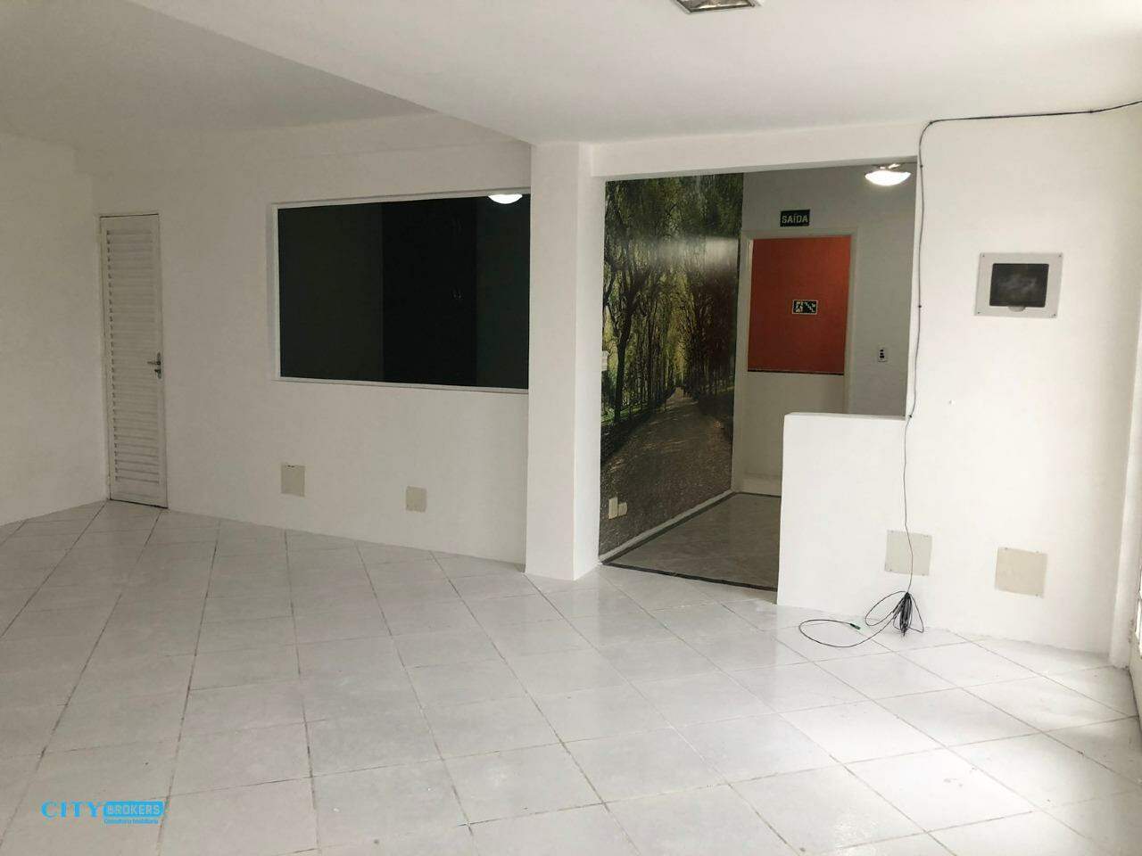 Casa à venda com 3 quartos, 200m² - Foto 7