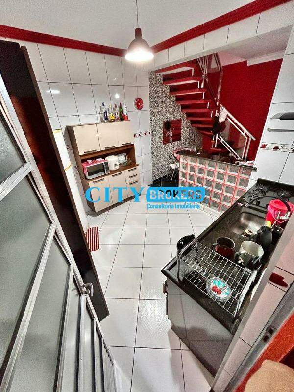 Casa à venda com 3 quartos, 130m² - Foto 11