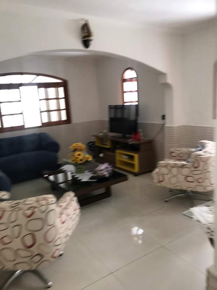 Casa à venda com 3 quartos, 182m² - Foto 3