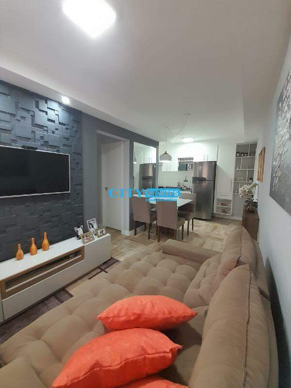 Apartamento à venda com 2 quartos, 43m² - Foto 3