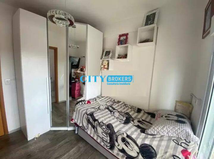 Apartamento à venda com 3 quartos, 150m² - Foto 4