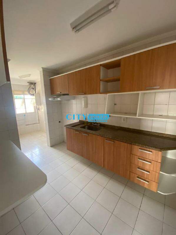 Apartamento à venda com 3 quartos, 92m² - Foto 5